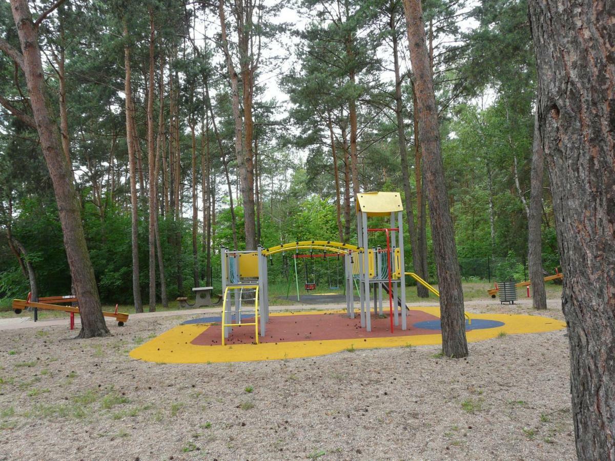 Sosnowy Apartament Józefów 外观 照片